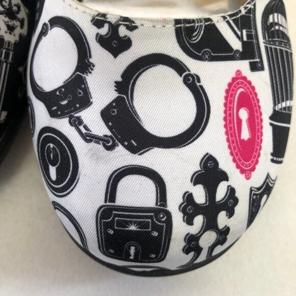 Chocolaticas Lock & Key Black & White Mary Jane Mid Heeled Shoes Size 36 (5.5) - Picture 7 of 16